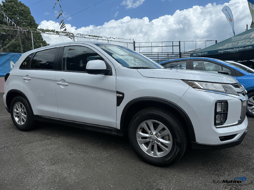 2023 Mitsubishi Outlander Sport 2.0 ES AWC CVT's photo