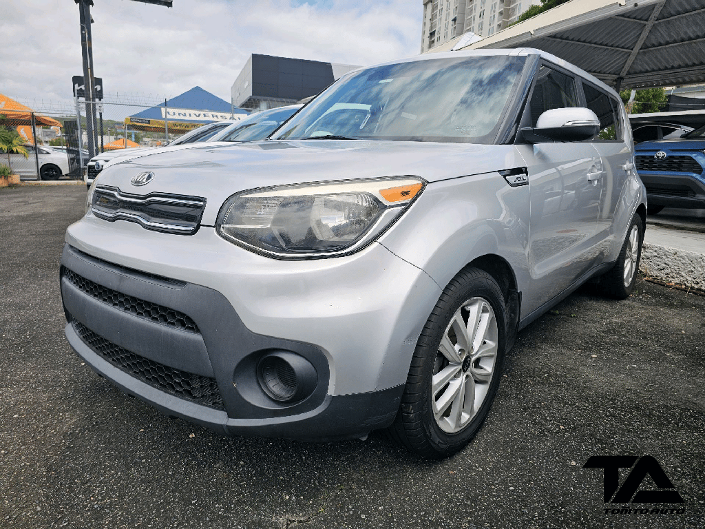 2018 Kia Soul 2.0L + 6 A/T's photo