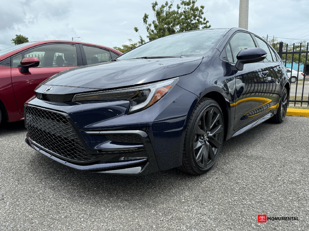 2025 Toyota Corolla SE's photo