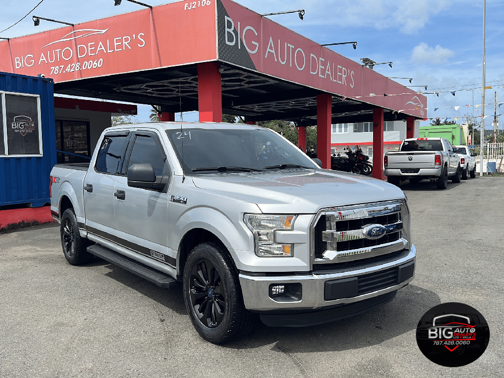 2015 Ford F-150 XLT's photo