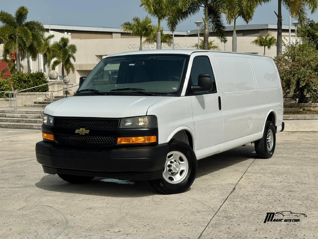 2023 Chevrolet Express Cargo Work Van's photo