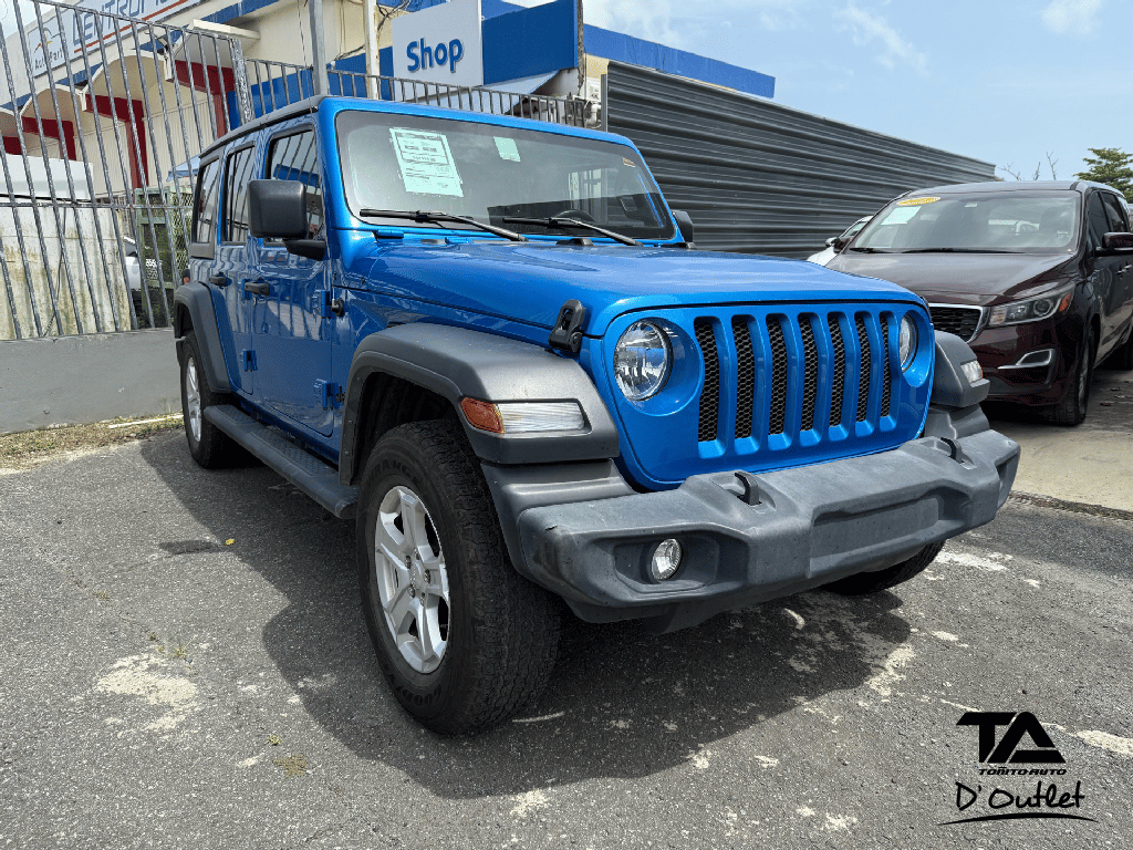 2023 Jeep Wrangler Sport S's photo