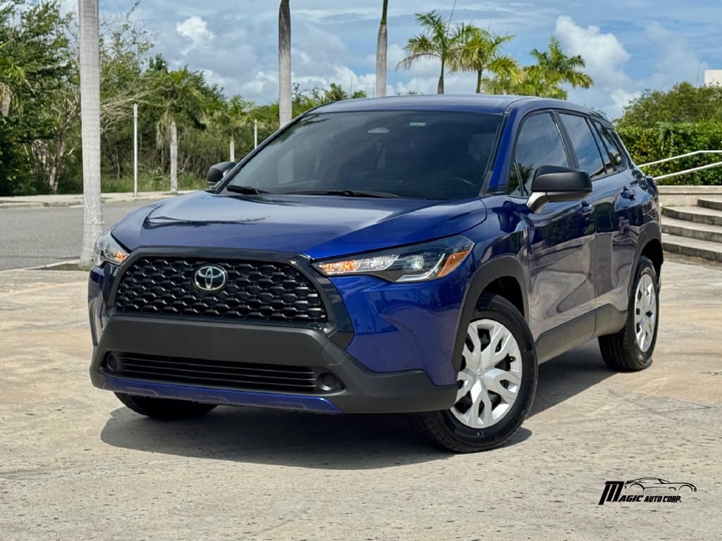 2023 Toyota Corolla Cross L's photo
