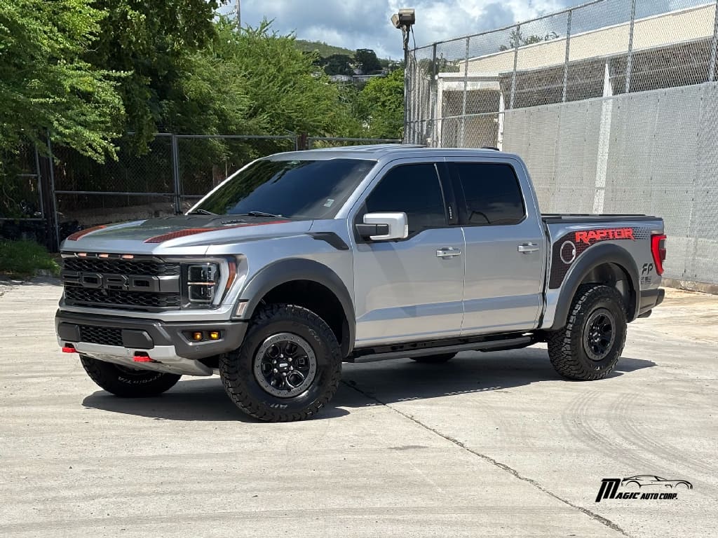 2022 Ford F-150 Raptor 4x4 SuperCrew 5-1/2 Box's photo