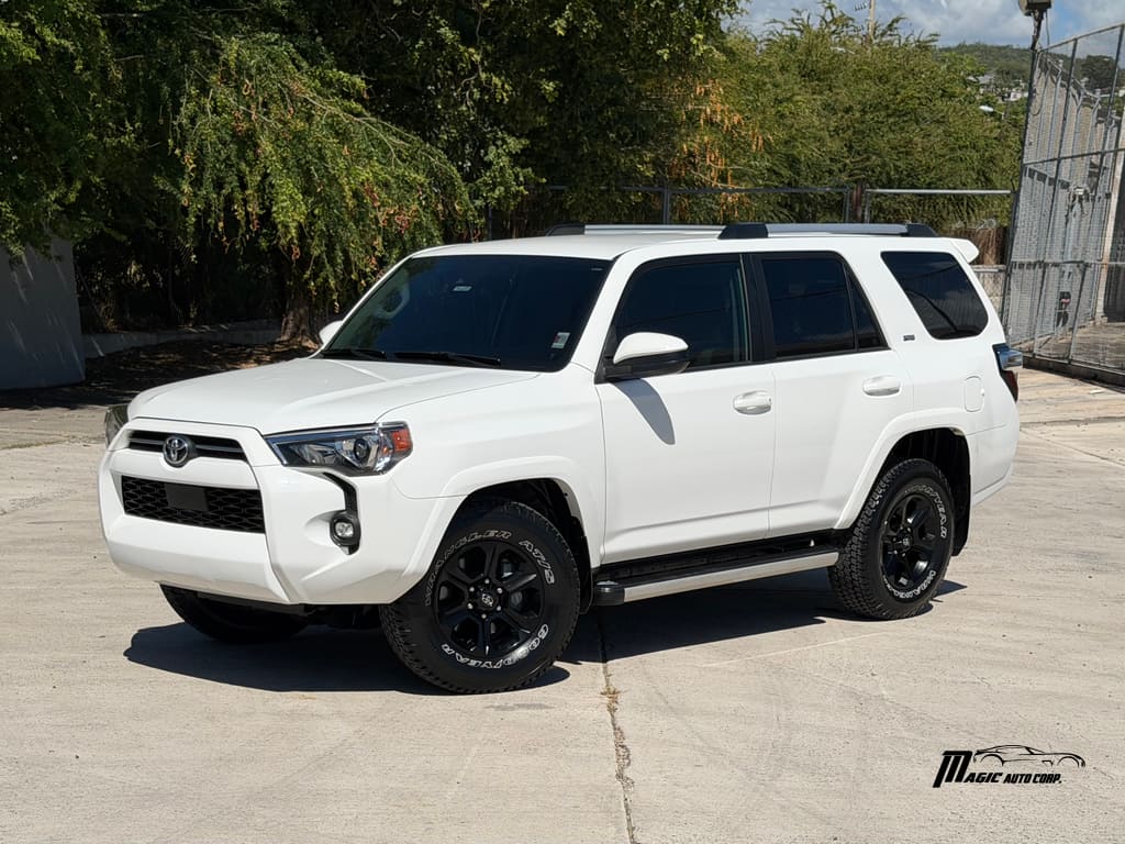 2022 Toyota 4Runner SR5 RWD V6's photo