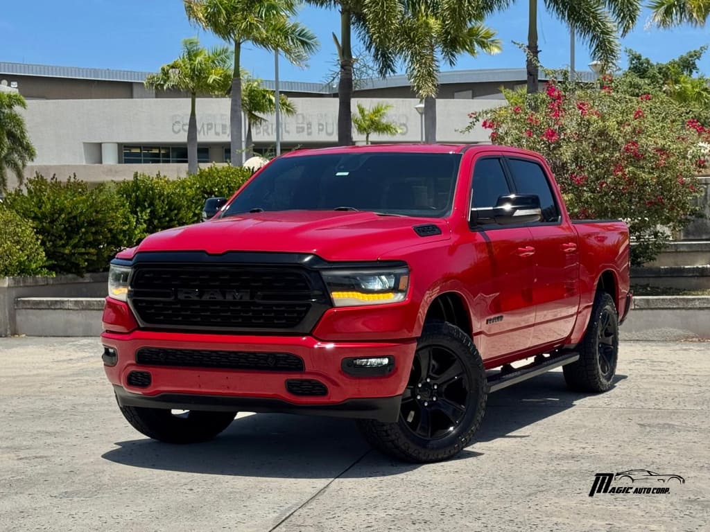 2022 RAM 1500 Big Horn/Lone Star 4x4 Crew Cab 5'7's photo