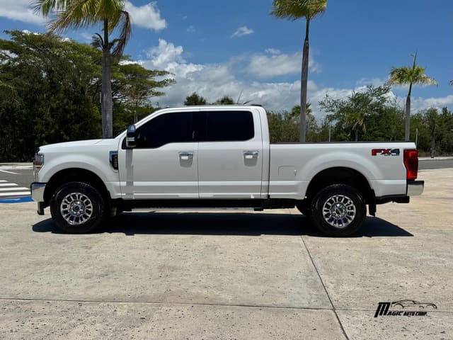 Ford F-350 Lariat 2021