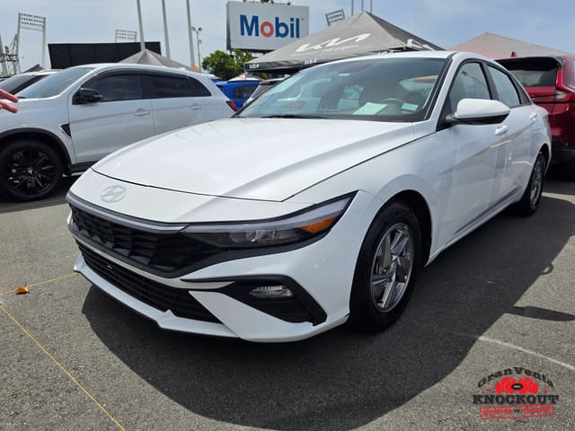 2025 Hyundai Elantra SE