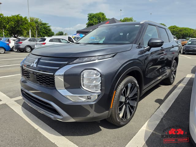 2026 Mitsubishi Outlander SE