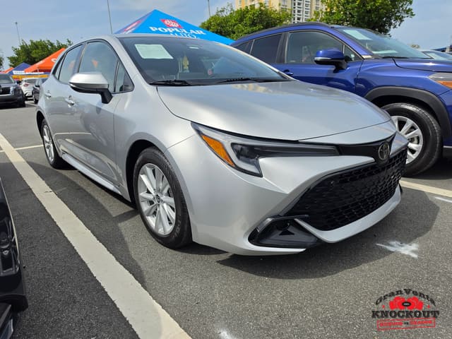 2023 Toyota Corolla Hatchback SE