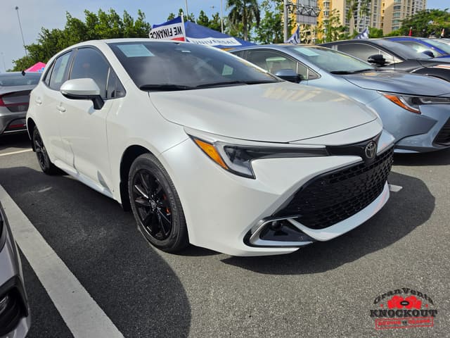 2024 Toyota Corolla Hatchback SE