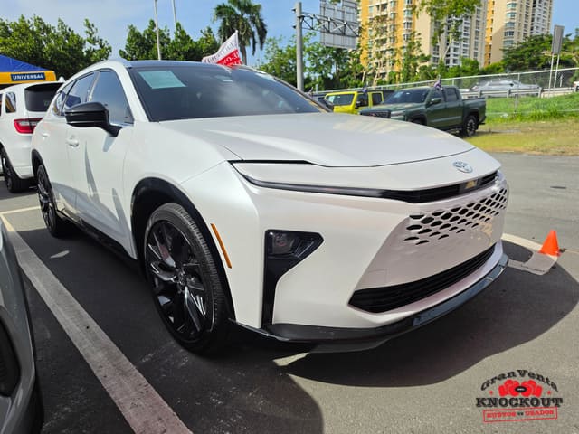 2025 Toyota Crown Signia XLE