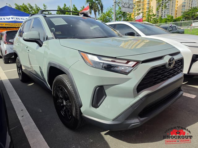 2022 Toyota RAV4 XLE