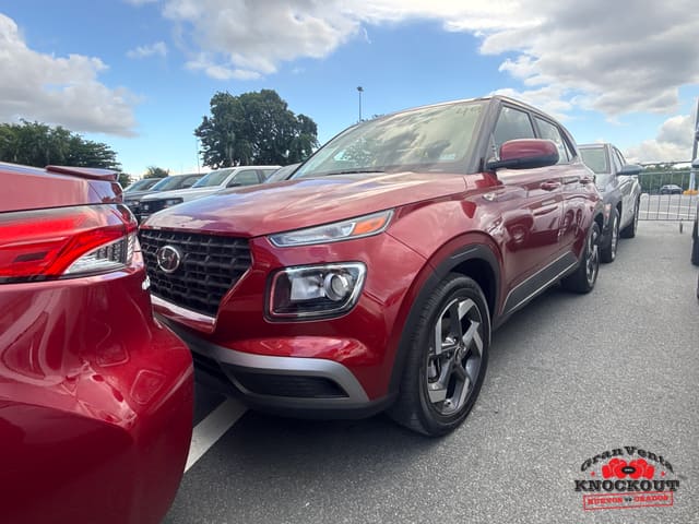 2025 Hyundai Venue SE