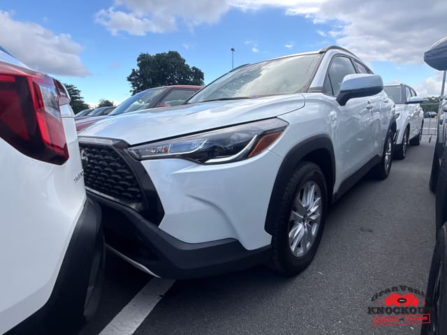 2024 Toyota Corolla Cross LE