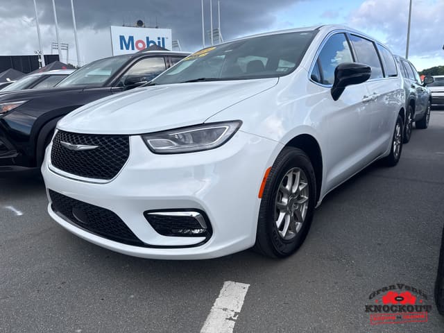 2024 Chrysler Pacifica Touring