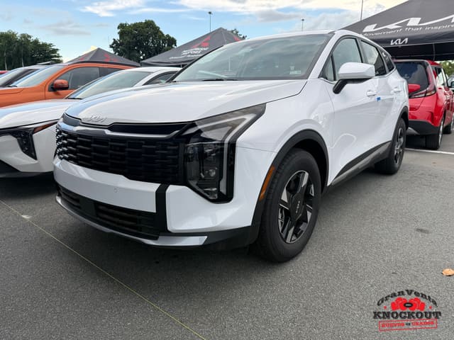 2026 Kia Sportage LX
