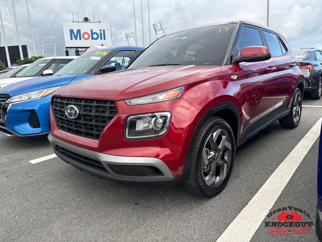 2025 Hyundai Venue SE