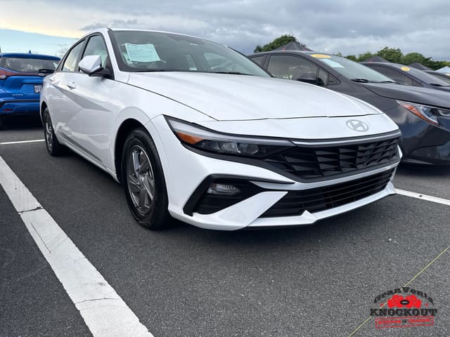 2025 Hyundai Elantra SE