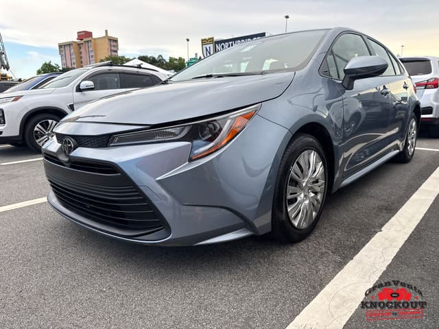 2025 Toyota Corolla LE