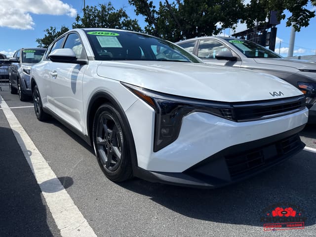 2025 Kia K4 LX