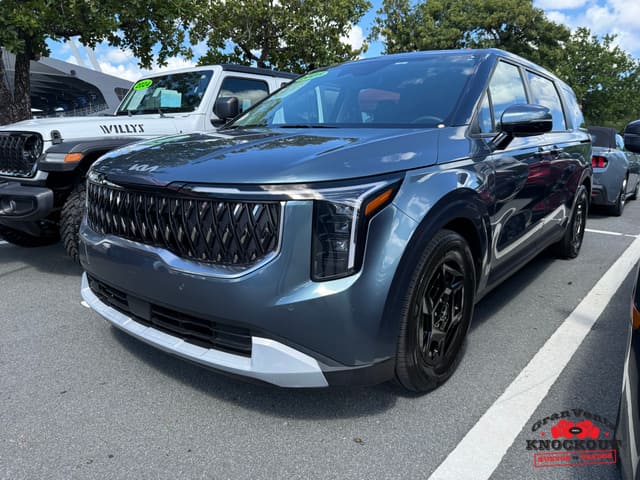 2025 Kia Carnival LX