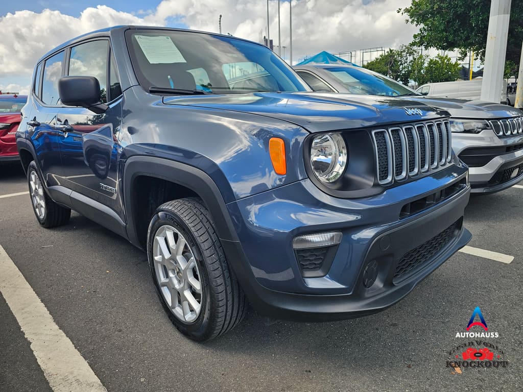 2023 Jeep Renegade Latitude 4x4's photo