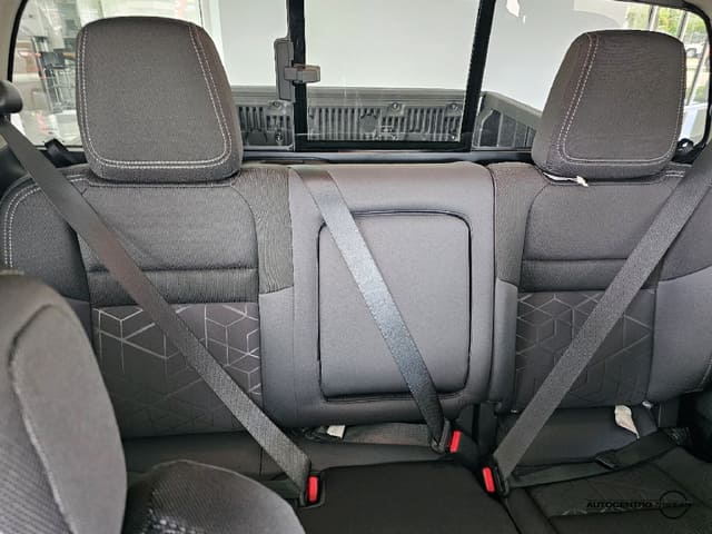 Nissan Frontier SV 4X2 2026