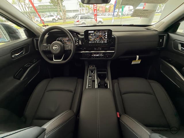 Nissan Pathfinder 3.5L SL PREMIUM PKG 2025