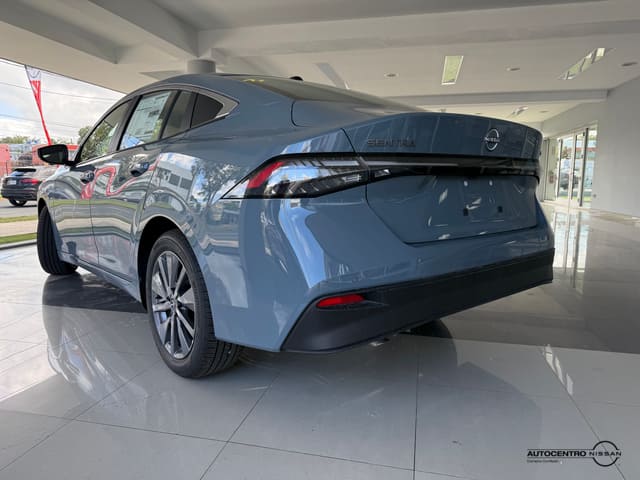 Nissan Sentra SR PREMIUM PACKAGE 2026