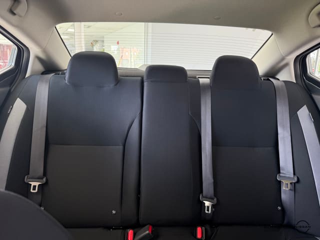 Nissan Versa SV 2025