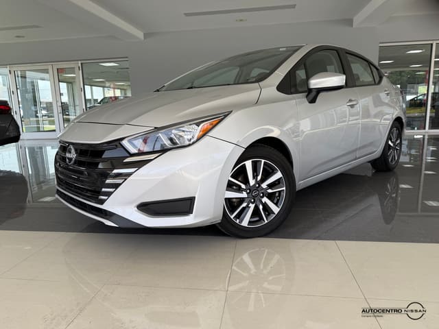 Nissan Versa SV 2025