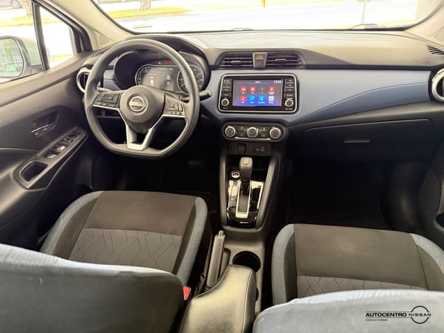 Nissan Versa SV 2025