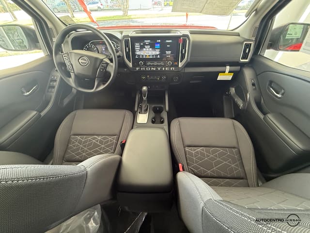 Nissan Frontier SV 4X2 2026