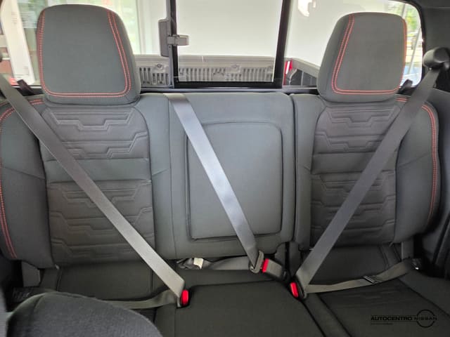 Nissan Frontier PRO 4X 4X4 2026