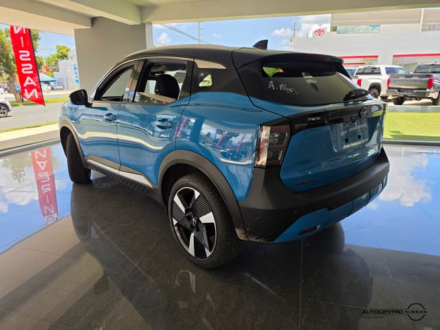 Nissan Kicks SR PREMIUM PKG 2026
