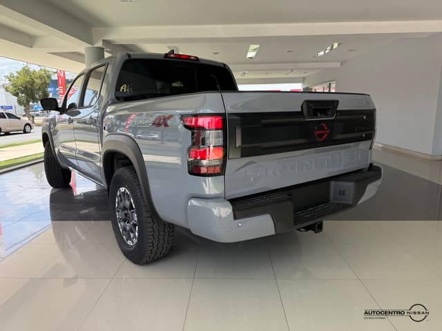 Nissan Frontier PRO-X 4X4 2026