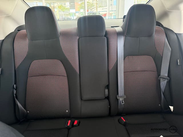 Nissan Sentra SR 2026