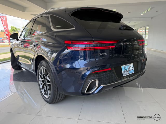 Genesis GV70 2.5T Advanced Plus 2022
