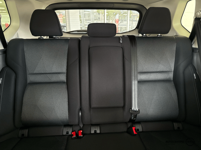 Nissan Rogue SV FWD 2026