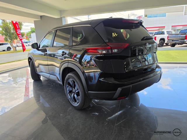 Nissan Rogue SV FWD 2026