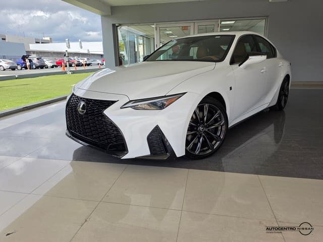 Lexus IS F SPORT Design 2025