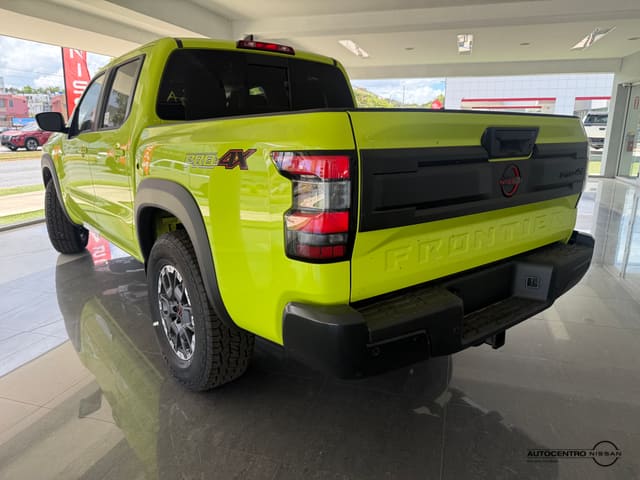Nissan Frontier PRO-X 4X4 2026