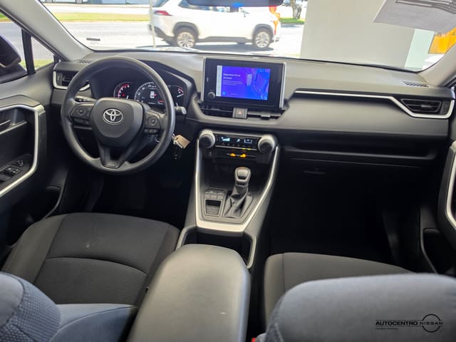 Toyota RAV4 LE 2023