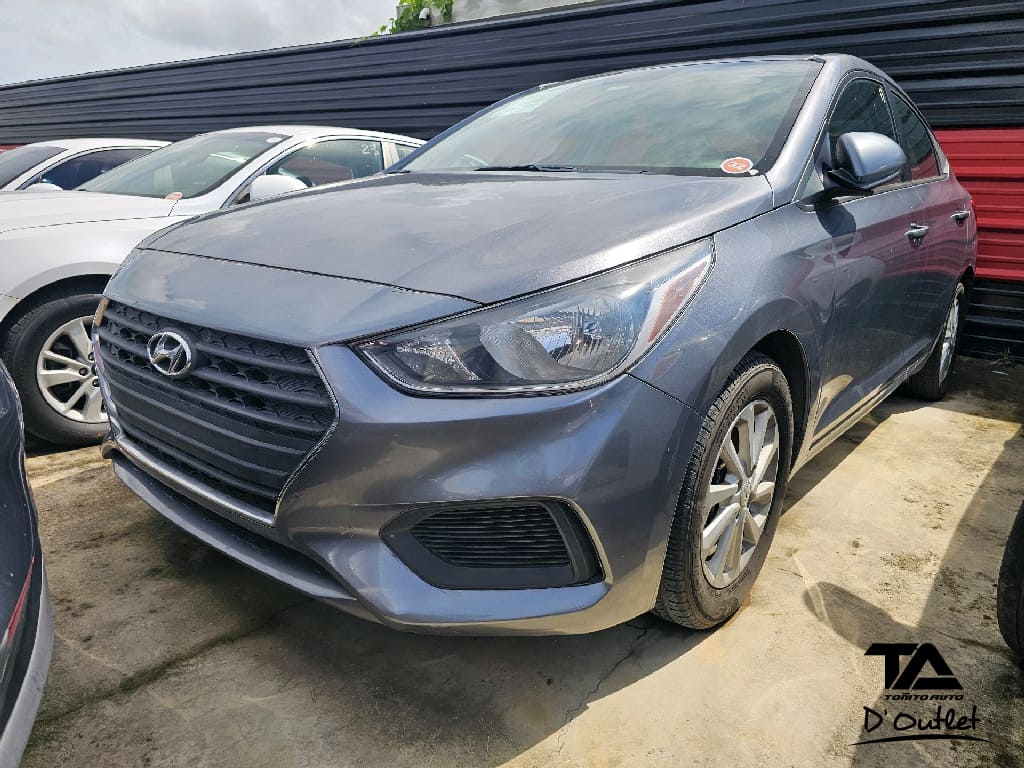 2021 Hyundai Accent's photo