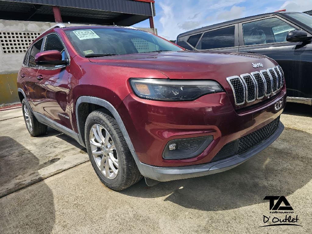 2019 Jeep Cherokee Latitude's photo
