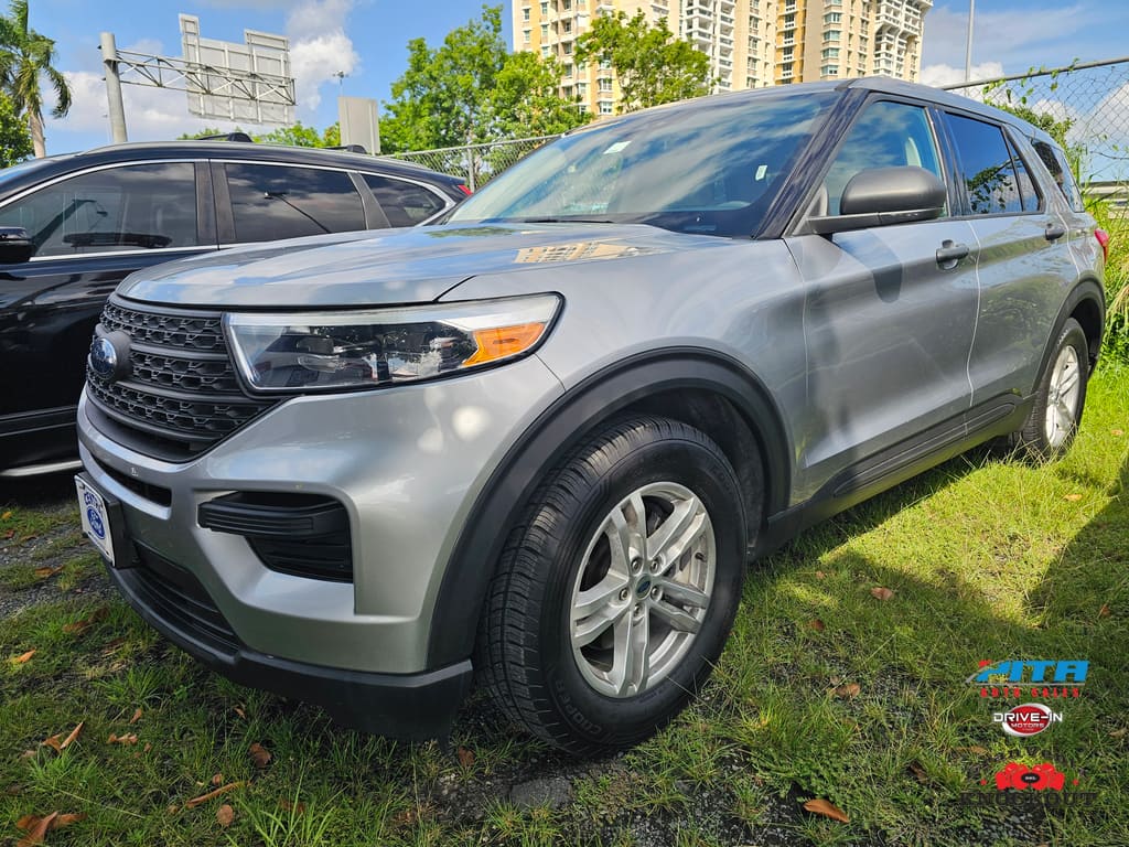 2022 Ford Explorer Base RWD's photo