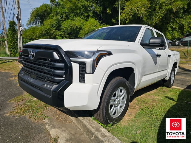 Toyota Tundra 4WD SR 2026