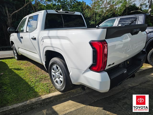 Toyota Tundra 4WD SR 2026