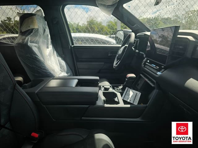 Toyota Tundra 4WD TRD Pro Hybrid 2025